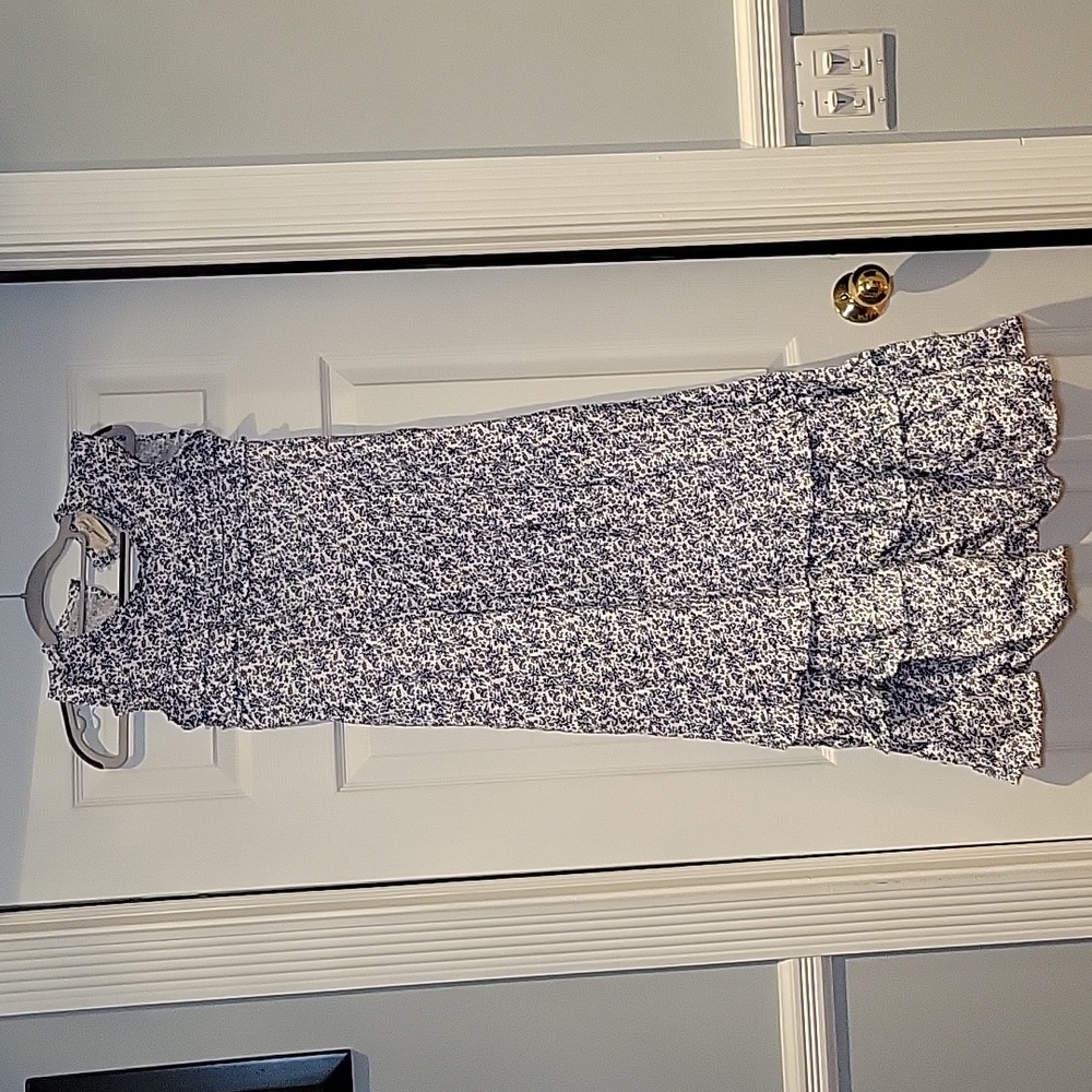 Universal Thread White and Blue Floral Midi Dress